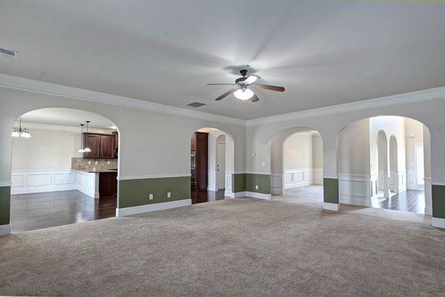 32 Caen Drive, Fort Mitchell, AL 36856