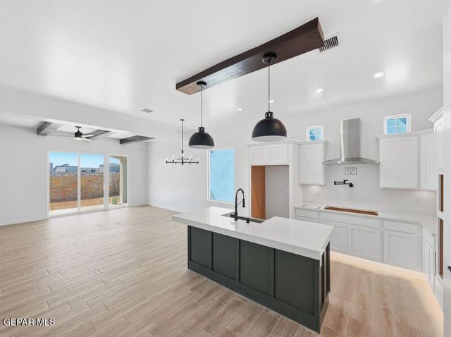 604 Basketflower Drive, Horizon City, TX 79928