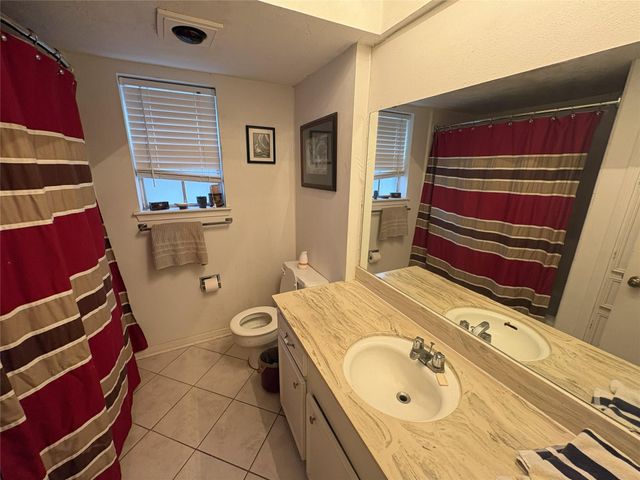 534 Bayview Drive, El Lago, TX 77586