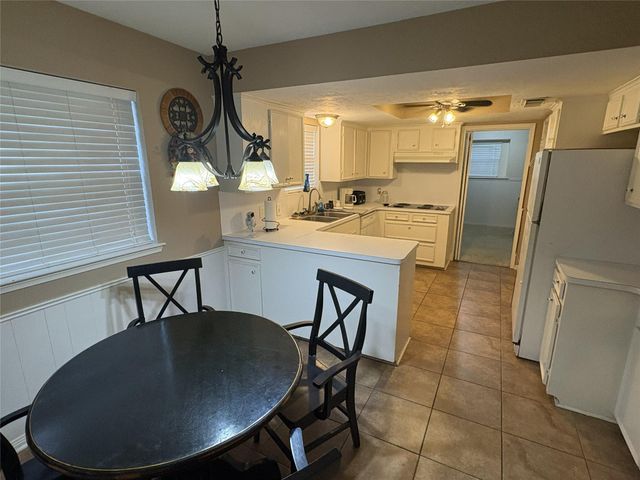 534 Bayview Drive, El Lago, TX 77586