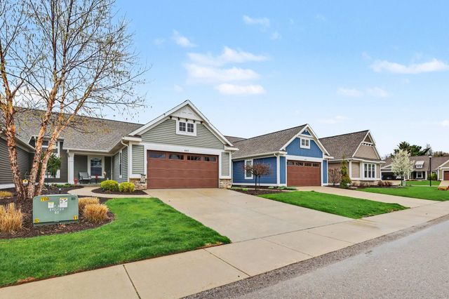 867 Harper Woods Drive SW 32, Byron Center, MI 49315