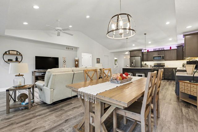 867 Harper Woods Drive SW 32, Byron Center, MI 49315
