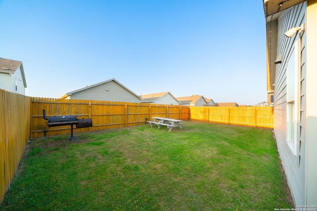 8447 Cassia Cv, Converse, TX 78109