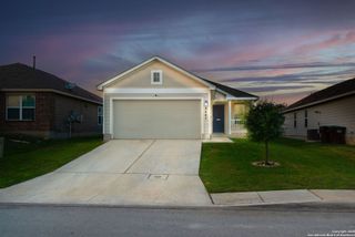 8447 Cassia Cv, Converse, TX 78109
