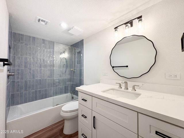 5217 N 24TH Street 103, Phoenix, AZ 85016