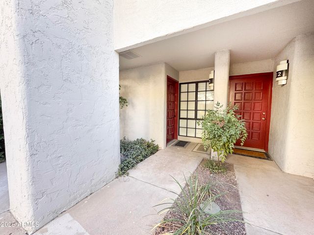 5217 N 24TH Street 103, Phoenix, AZ 85016