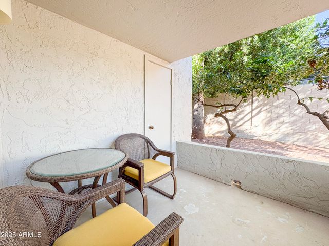 5217 N 24TH Street 103, Phoenix, AZ 85016