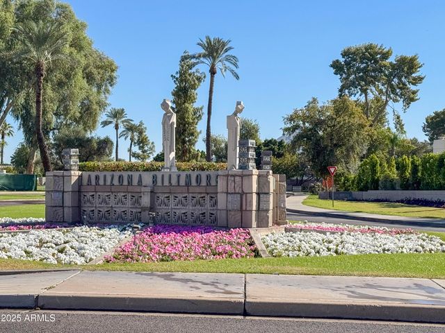 5217 N 24TH Street 103, Phoenix, AZ 85016