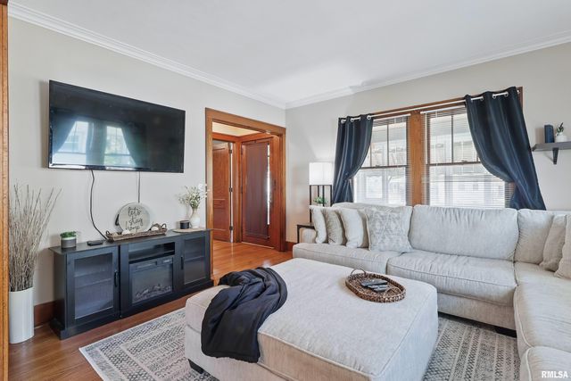 1514 16TH Street, Moline, IL 61265