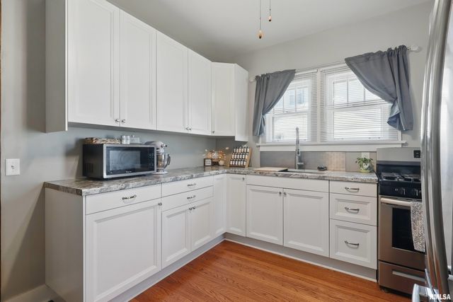 1514 16TH Street, Moline, IL 61265