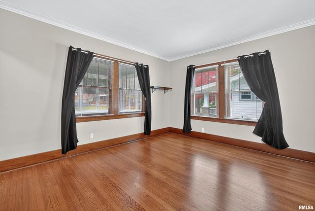 1514 16TH Street, Moline, IL 61265