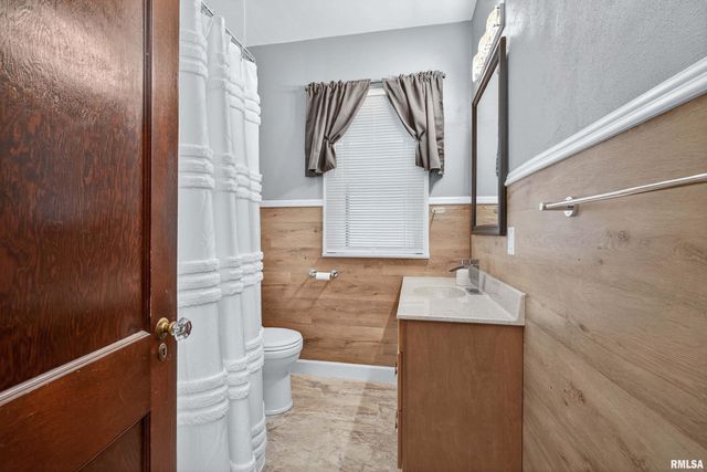 1514 16TH Street, Moline, IL 61265