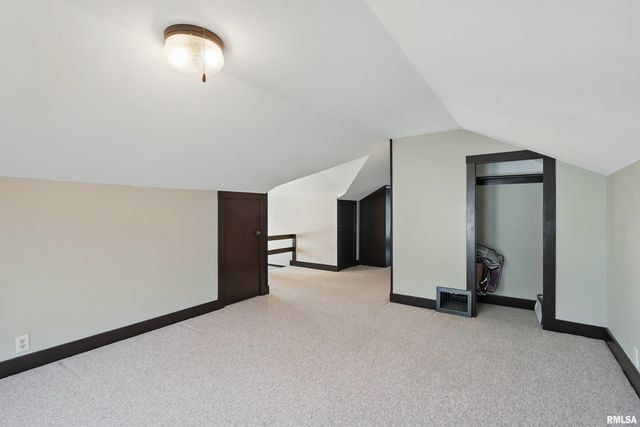 1514 16TH Street, Moline, IL 61265