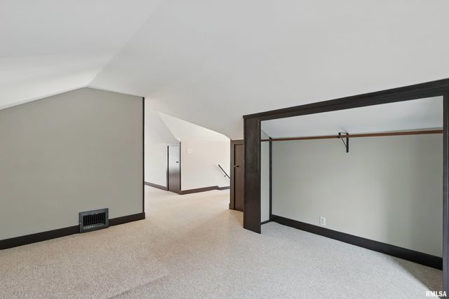 1514 16TH Street, Moline, IL 61265