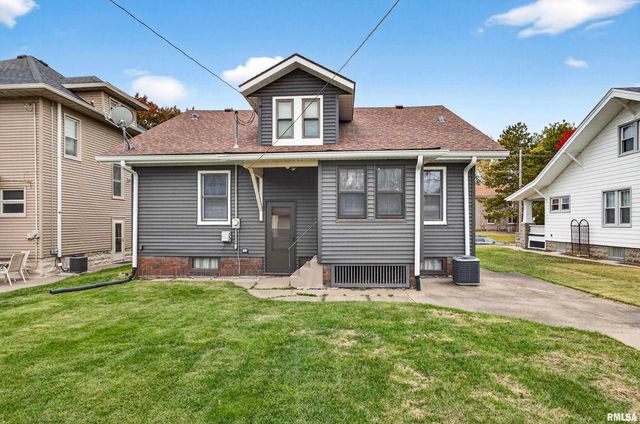 1514 16TH Street, Moline, IL 61265