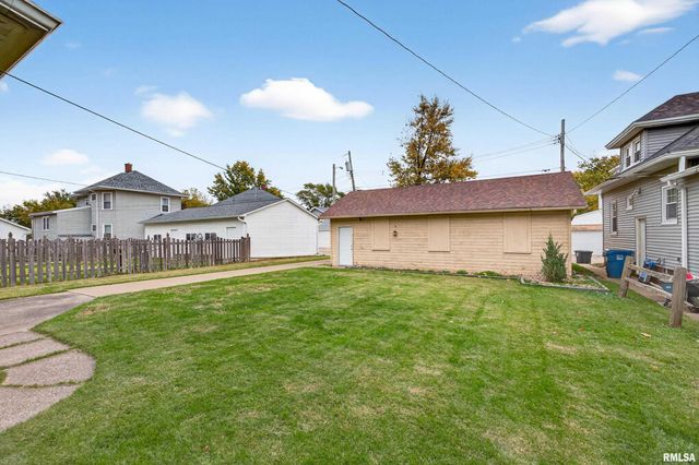 1514 16TH Street, Moline, IL 61265