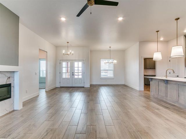 241 Sage Brush Way, Edmond, OK 73025