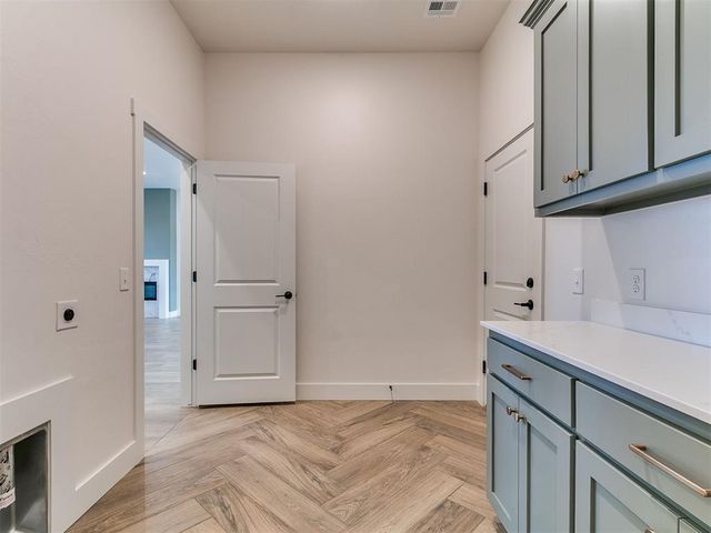 241 Sage Brush Way, Edmond, OK 73025