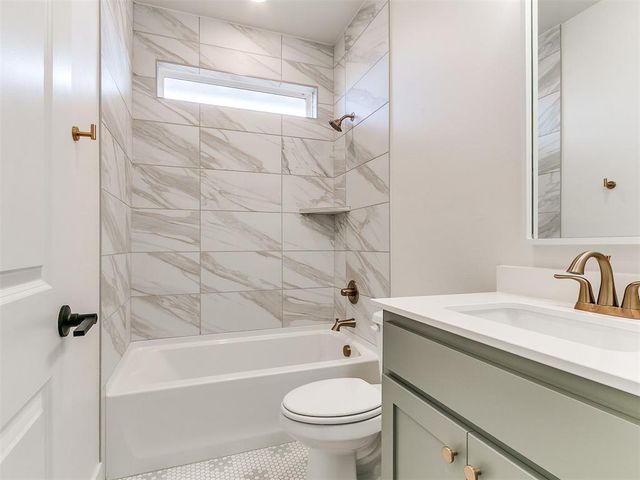 241 Sage Brush Way, Edmond, OK 73025