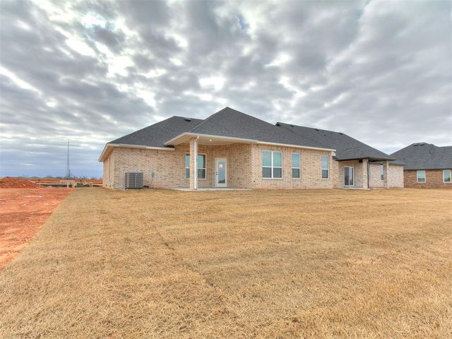 241 Sage Brush Way, Edmond, OK 73025