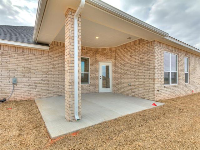 241 Sage Brush Way, Edmond, OK 73025
