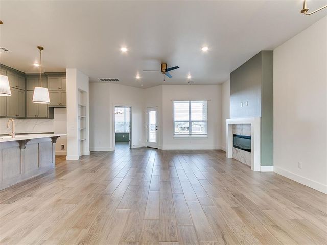 241 Sage Brush Way, Edmond, OK 73025