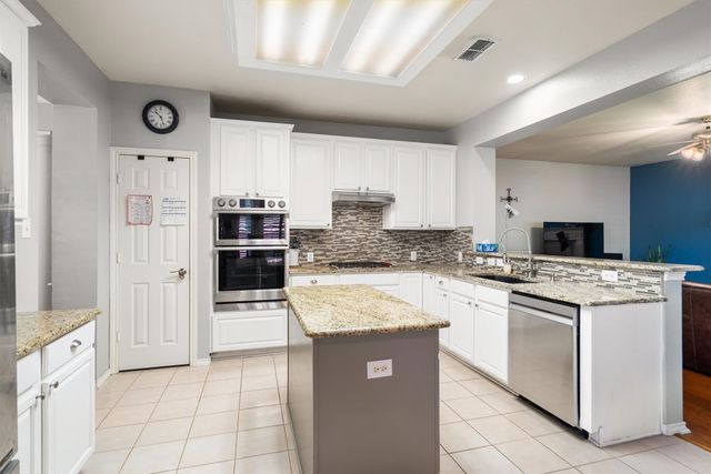 2112 Beechwood Lane, Flower Mound, TX 75028