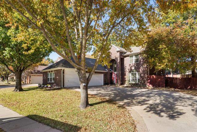 2112 Beechwood Lane, Flower Mound, TX 75028