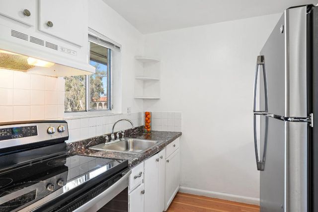 6074 Forest Hill Boulevard 206, West Palm Beach, FL 33415