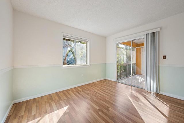 6074 Forest Hill Boulevard 206, West Palm Beach, FL 33415