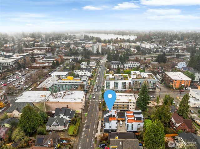 1014 A NE 70th Street, Seattle, WA 98115