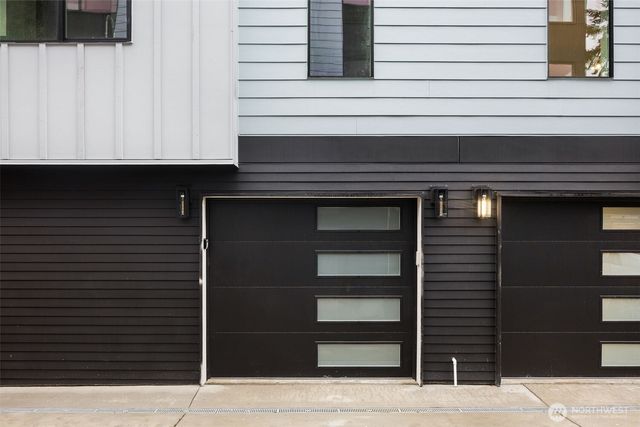 1014 A NE 70th Street, Seattle, WA 98115