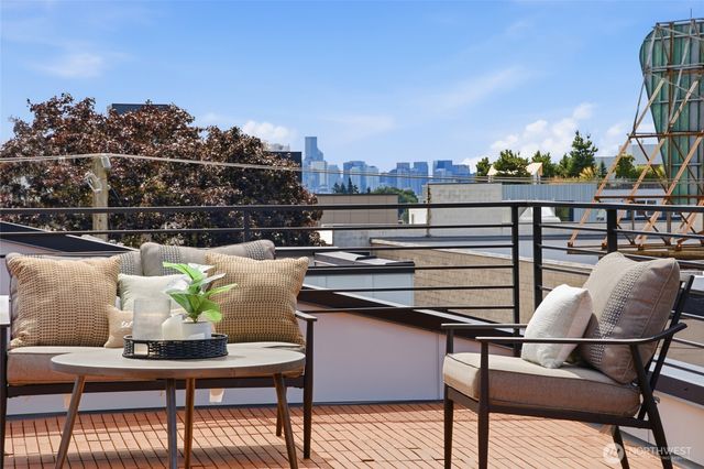 1014 A NE 70th Street, Seattle, WA 98115