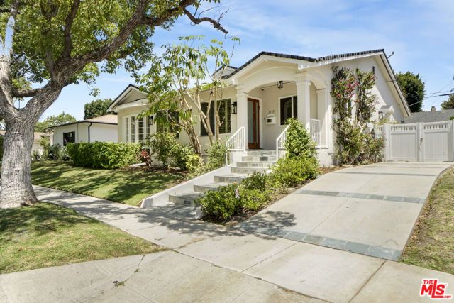 2148 Hillsboro Avenue, Los Angeles, CA 90034