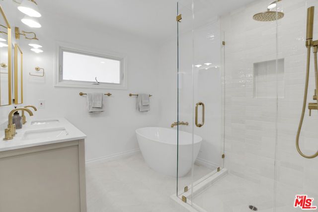 2148 Hillsboro Avenue, Los Angeles, CA 90034