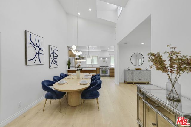 2148 Hillsboro Avenue, Los Angeles, CA 90034