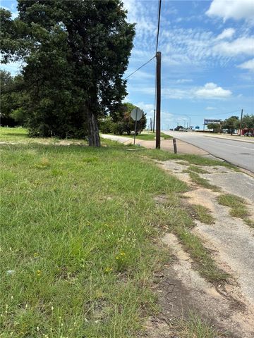 1200 North Texas N, Bryan, TX 77802