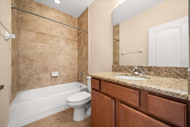 2004 MICHAEL TIAGO CIRCLE, Maitland, FL 32751