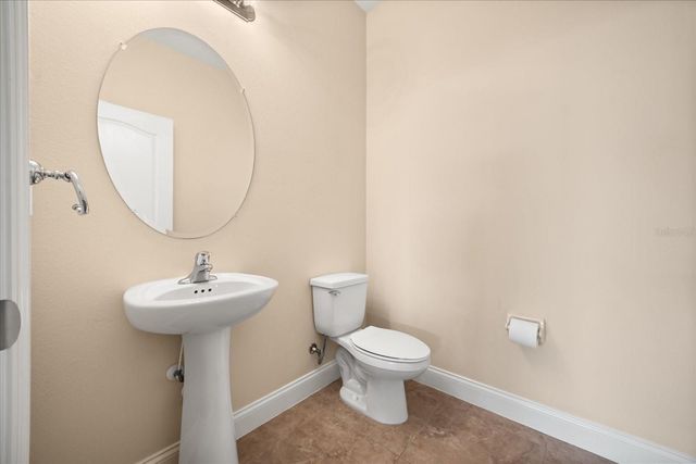 2004 MICHAEL TIAGO CIRCLE, Maitland, FL 32751