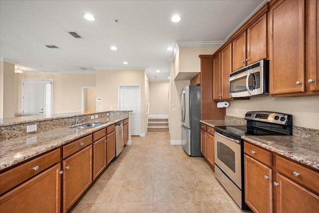 2004 MICHAEL TIAGO CIRCLE, Maitland, FL 32751