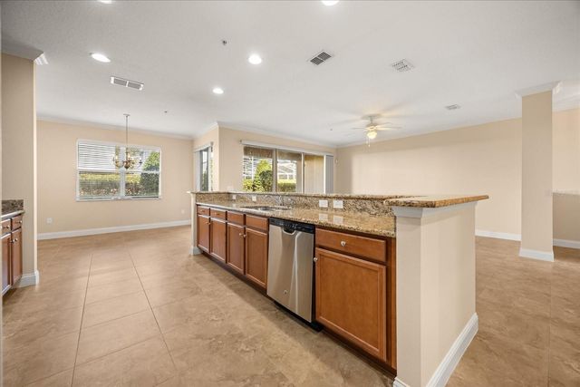 2004 MICHAEL TIAGO CIRCLE, Maitland, FL 32751