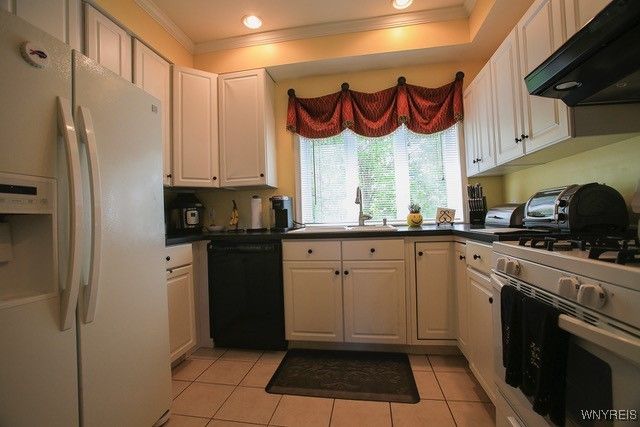 938 Ridge Road, Lackawanna, NY 14218