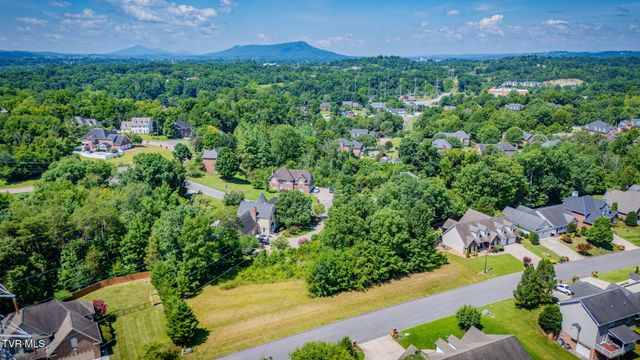 1796 Buckingham Court, Kingsport, TN 37660
