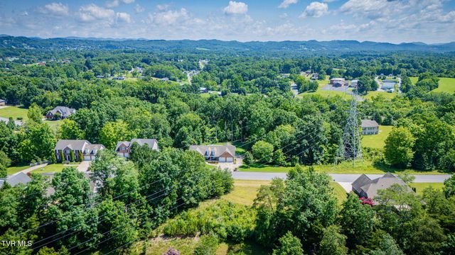 1796 Buckingham Court, Kingsport, TN 37660