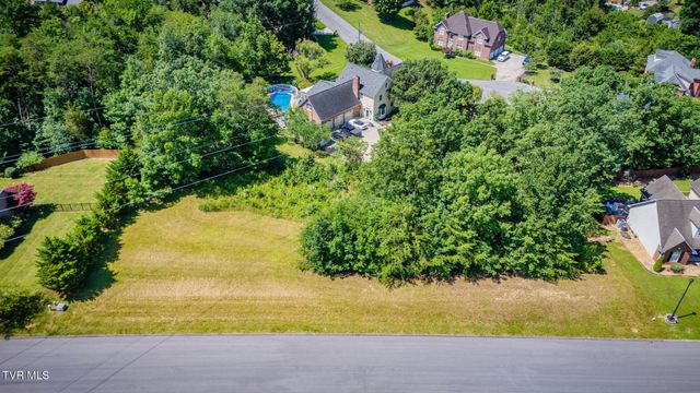 1796 Buckingham Court, Kingsport, TN 37660
