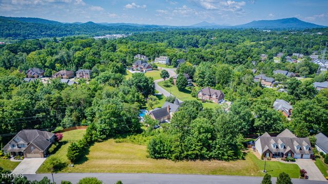 1796 Buckingham Court, Kingsport, TN 37660