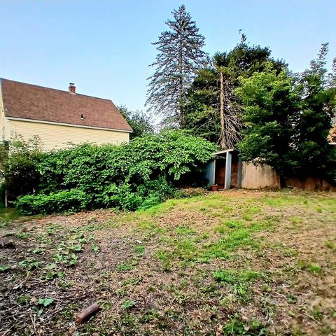 85 Smith Street, Barre City, VT 05641