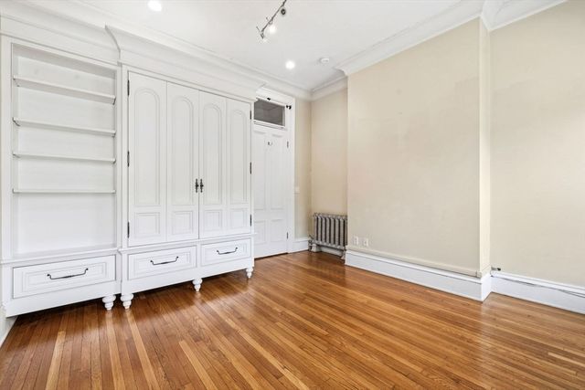 17 High Street 2, Brookline, MA 02445