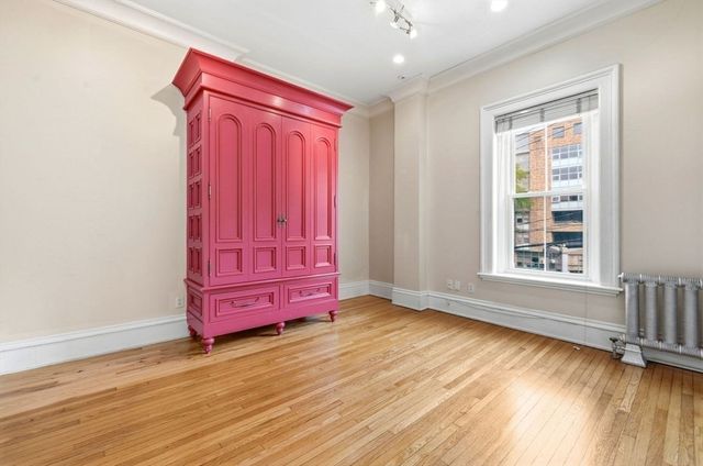 17 High Street 2, Brookline, MA 02445
