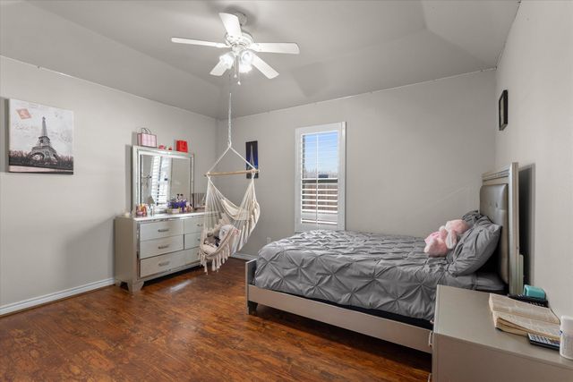 5913 101st Place, Lubbock, TX 79424